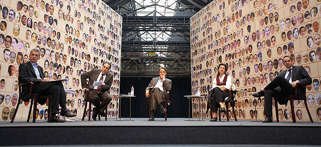 Rhein Triannale 2008 - Tarik Al-Wazir, Mustafa Yeneroglu, Heinrich Wefing, Necla Kelek und Thomas Kufen (v.l.n.r.) - Foto © Michael Kneffel